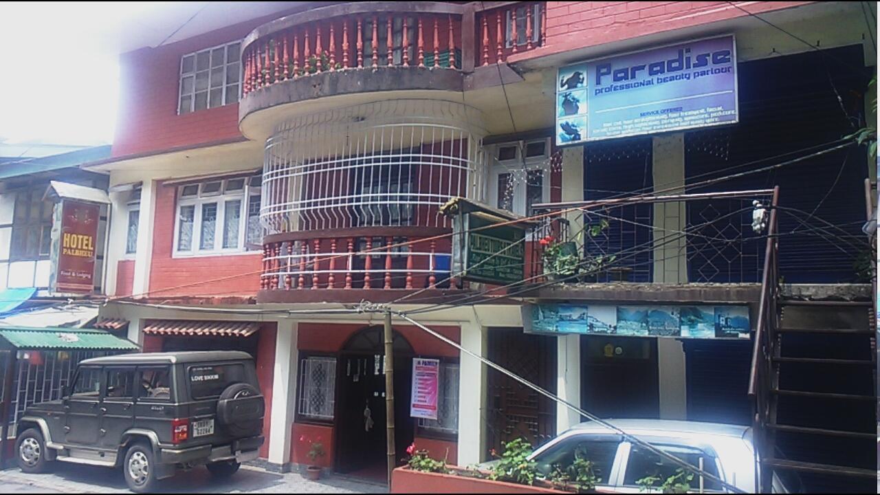 Hotel Palbheu Gangtok Extérieur photo